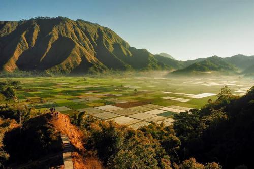 Paket Tour Lombok Bersama Pesona Rinjani