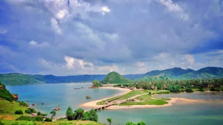 Paket Tour Lombok Bersama Pesona Rinjani