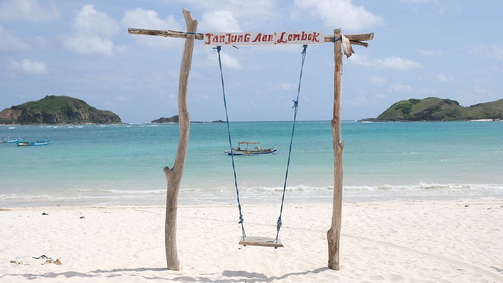 Paket Tour Lombok Bersama Pesona Rinjani