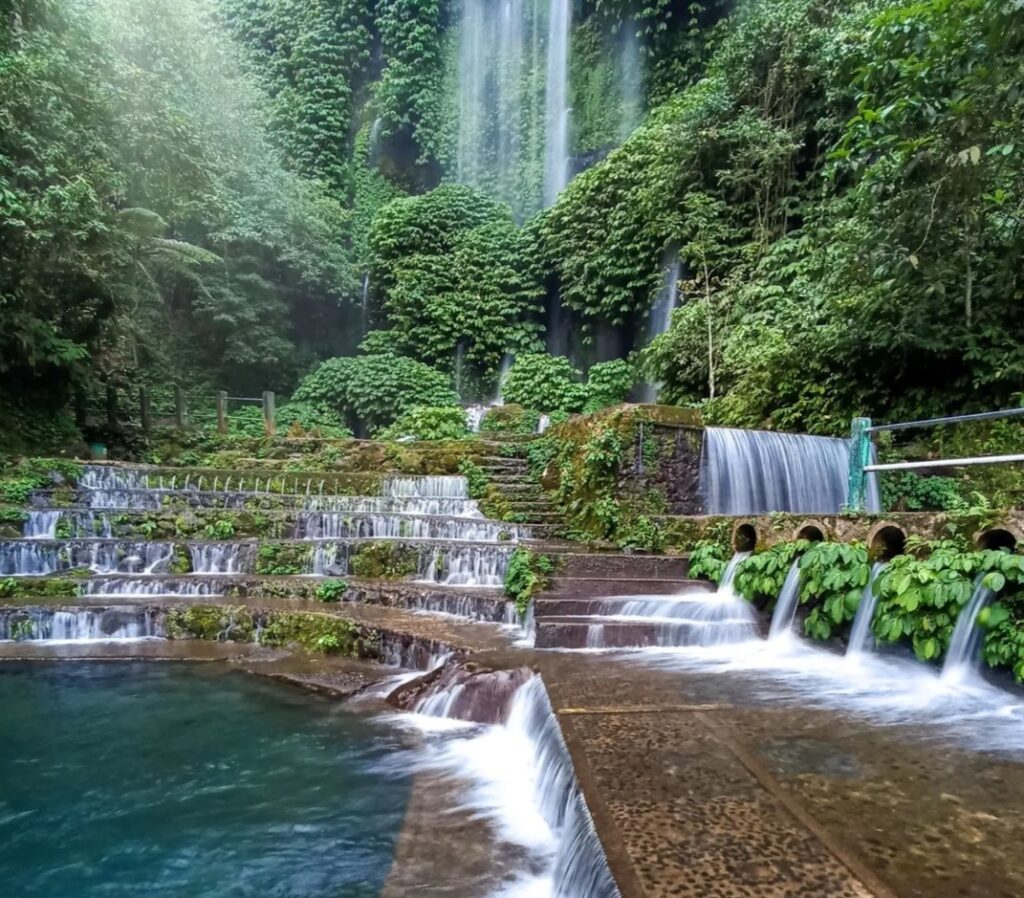 Paket Tour Lombok Bersama Pesona Rinjani